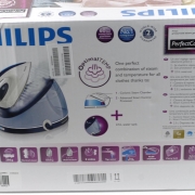 Philips GC8638/20 PerfectCare Aqua confezione